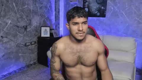 Snapshot of leo_taro chatting on 11.01.25 Leo independent model online show from 11.01.25