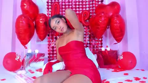 Snapshot of leodovina_16 chatting on 02.14.25 Leo online show from 02.14.25