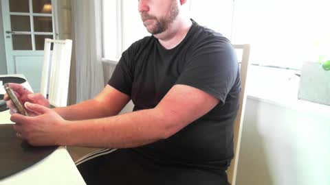 Leofromsweden online show from 04.13.26