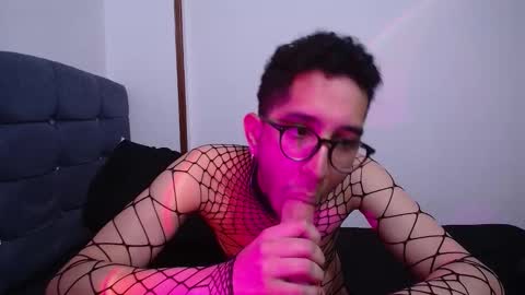 Leoh online show from 10.22.25