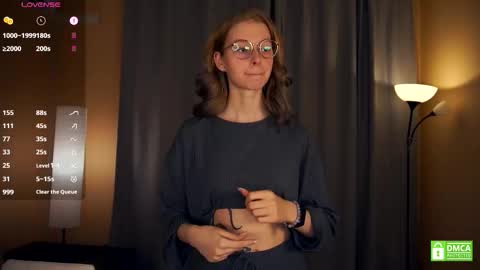 Hello Im Roxy Im just starting my journey here so lets get acquainted online show from 12.15.25