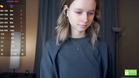 Hello Im Roxy Im just starting my journey here so lets get acquainted online show from 02.01.26