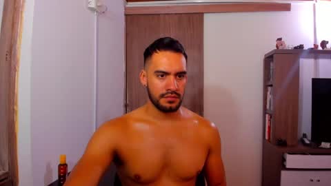 Leon Hart online show from 02.11.25