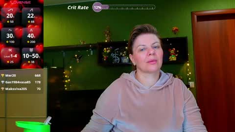 Snapshot of leona_tracie chatting on 04.12.26 Leona tracie online show from 04.12.26