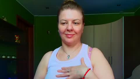 Leona tracie online show from 05.22.26