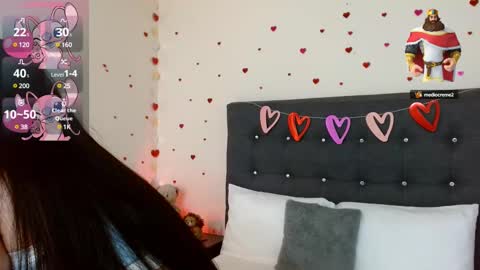 Snapshot of leonacutecam chatting on 02.12.25 LUCY online show from 02.12.25