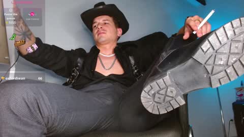 Snapshot of leonal_oconer chatting on 01.23.25 iam leonal online show from 01.23.25