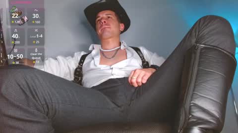 Snapshot of leonal_oconer chatting on 02.04.25 iam leonal online show from 02.04.25