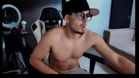 leonandresough online show from 10.15.25