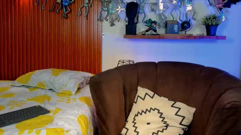 Leandro jones online show from 10.23.25