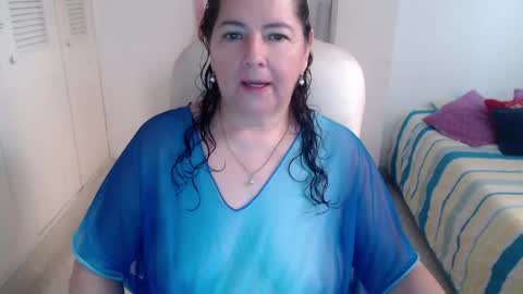leonela   online show from 05.22.26