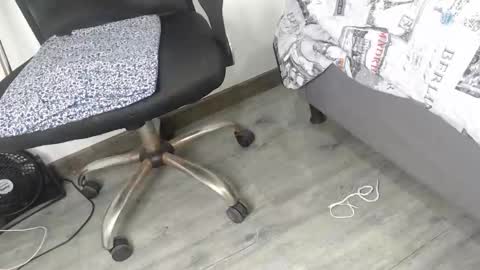 Leonella online show from 01.03.25