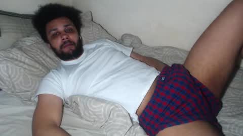 Snapshot of leonevans33 chatting on 02.03.26 LSE online show from 02.03.26