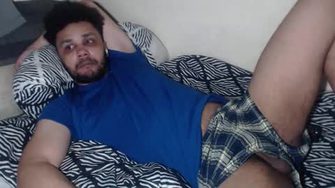 Snapshot of leonevans33 chatting on 02.21.26 LSE online show from 02.21.26