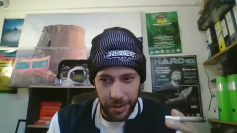 leonidascum online show from 12.22.25