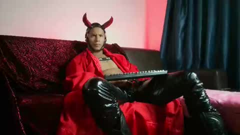 Snapshot of leonnardojaramillo chatting on 03.07.25 Lenardo jaramillo online show from 03.07.25