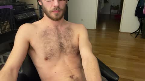 Leon online show from 01.27.25