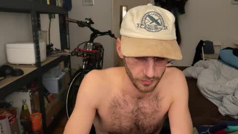 Leon online show from 12.16.25