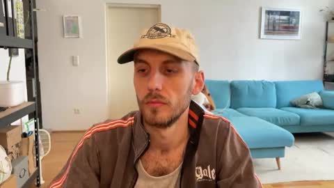 Leon online show from 03.17.26