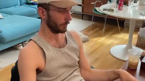 Leon online show from 07.07.26