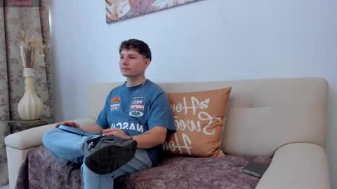 Snapshot of leoo_miller chatting on 10.11.25 Leo online show from 10.11.25