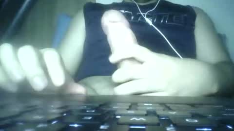 Snapshot of leoonel_95 chatting on 05.31.26 leoonel_95 online show from 05.31.26