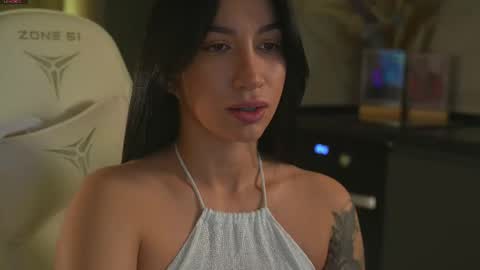 Leora online show from 10.18.25