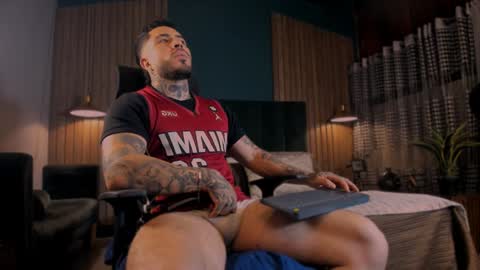 Leo Salvatore online show from 02.02.25