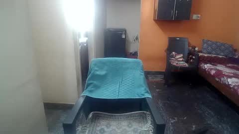 Leo online show from 12.31.24