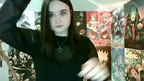 Snapshot of leraaa72 chatting on 02.14.25 little secret online show from 02.14.25