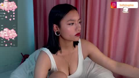 Snapshot of leslie__anderson chatting on 01.30.25 Leslie online show from 01.30.25