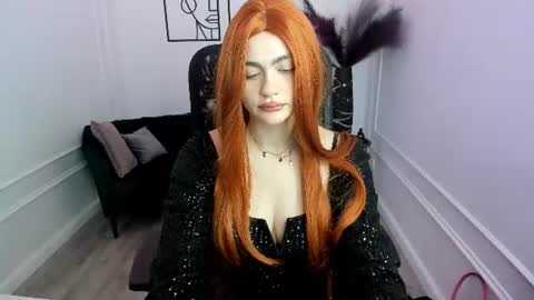 Snapshot of lesliemineg chatting on 10.09.25 lesliemineg online show from 10.09.25