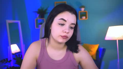 Snapshot of leslierowe chatting on 10.05.25 LeslieRowe online show from 10.05.25