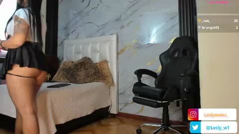 Snapshot of lesly_w chatting on 07.13.26 I am here from Monday to Friday from 730 am to 130 pm Colombia time and saturday from 500 am to 1000 am .... Soon Blue page online show from 07.13.26