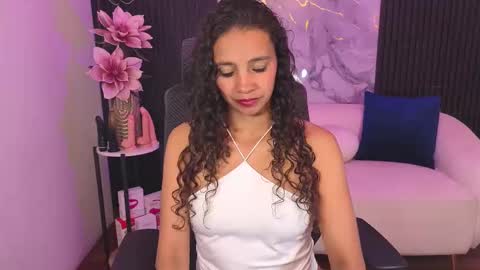 Lesly  online show from 09.24.25