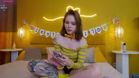 Lessy online show from 09.21.25