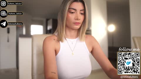 Letizia Fulkers online show from 01.14.26