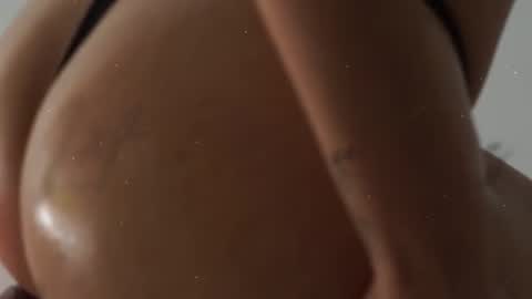 Letizia Fulkers online show from 04.22.26