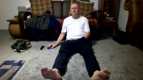 Snapshot of letmestrip chatting on 11.21.25 paul online show from 11.21.25