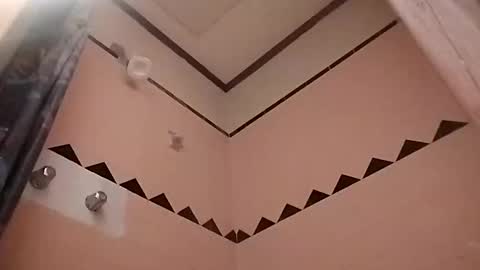 letmewetyoirpantiies online show from 10.08.25