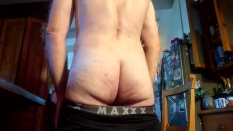 Snapshot of letsrockon chatting on 12.17.25 Lets Rock online show from 12.17.25