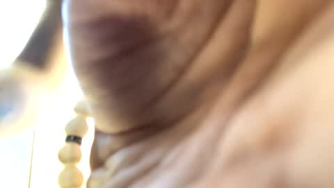 follow me  here you find me online show from 09.23.25