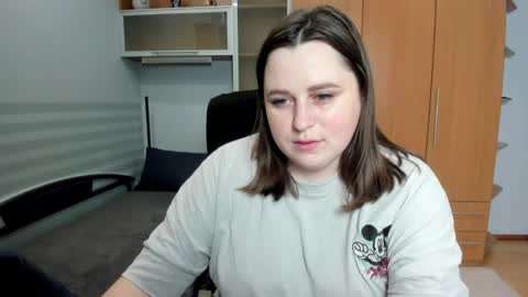 Naomi online show from 05.11.26