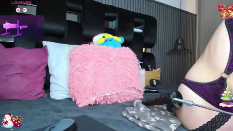 levana1 online show from 12.18.25