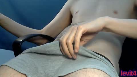 Snapshot of levit4 chatting on 10.15.25 levit4 online show from 10.15.25