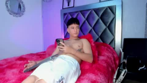 Snapshot of levy_steve chatting on 01.29.25 LevySteven online show from 01.29.25