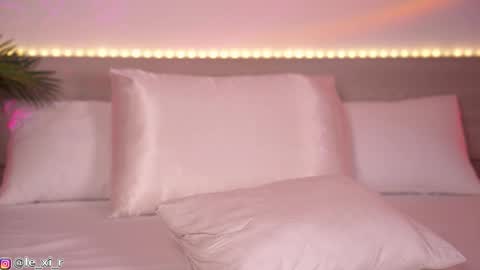 Lexi Reed online show from 10.12.25