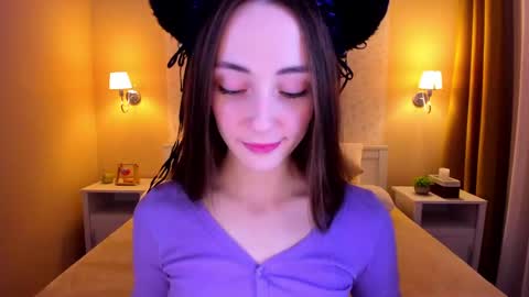 Lexi GTM2 MonWedThurSatSun 1000am-400pm online show from 02.04.25