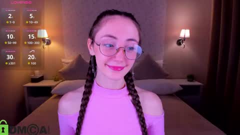 Snapshot of lexi_split chatting on 06.21.26 Lexi GTM2 MonWedThurSatSun 1000am-400pm online show from 06.21.26