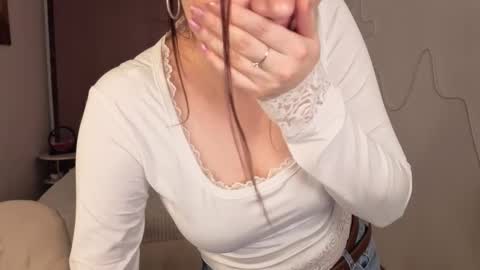 Vicki online show from 12.14.25